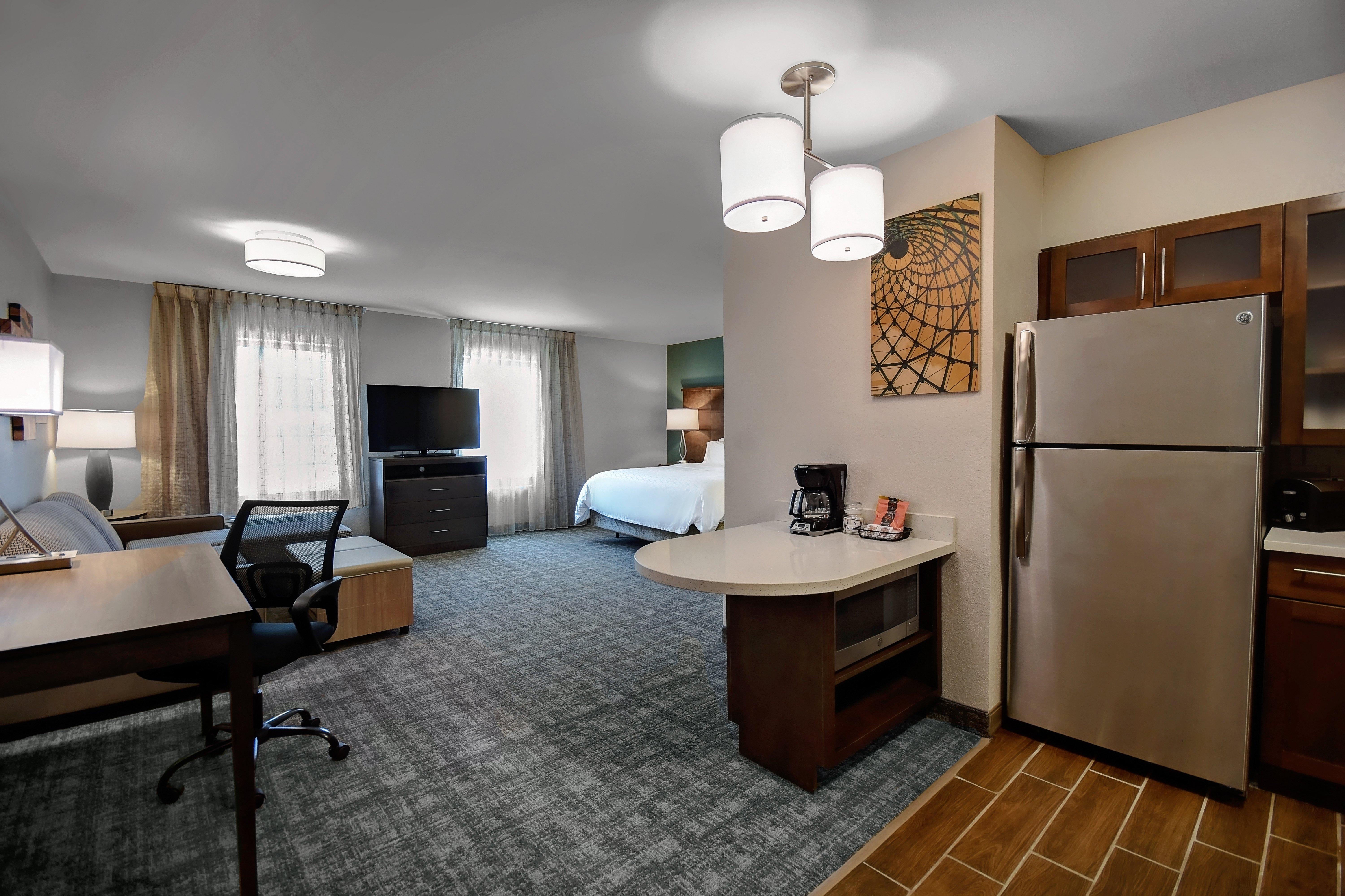 Staybridge Suites - Holland By Ihg Buitenkant foto